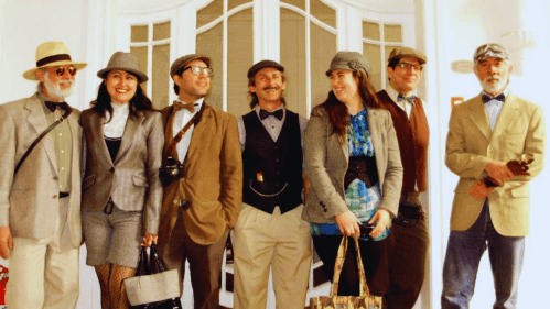 Retro-Futurism Reloaded – How Past Eras Imagined the Fashion of Today